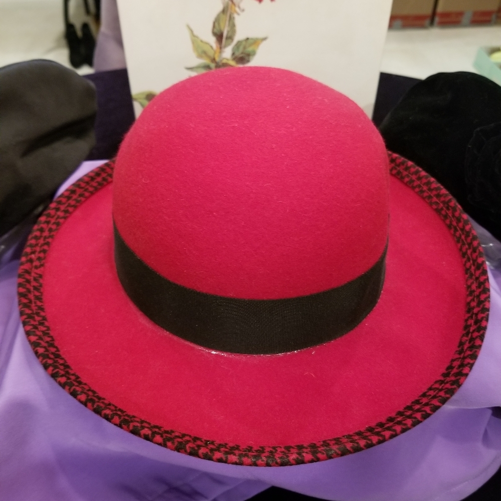 Vintage Deep Red Top Hat